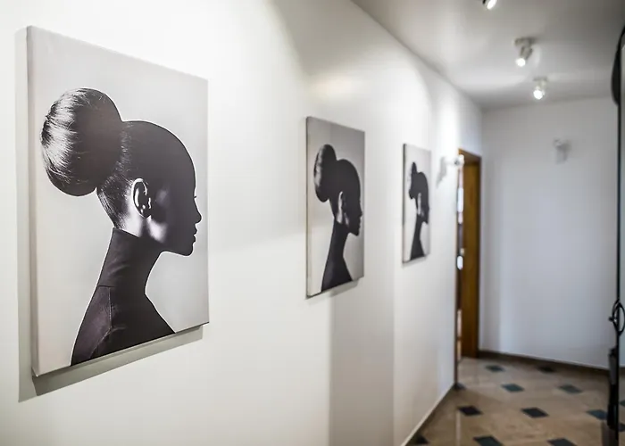 Antique Theatre 4 Daire *